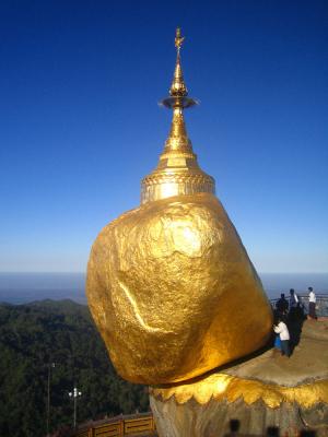 Прикрепленное изображение: Golden Boulder.jpg